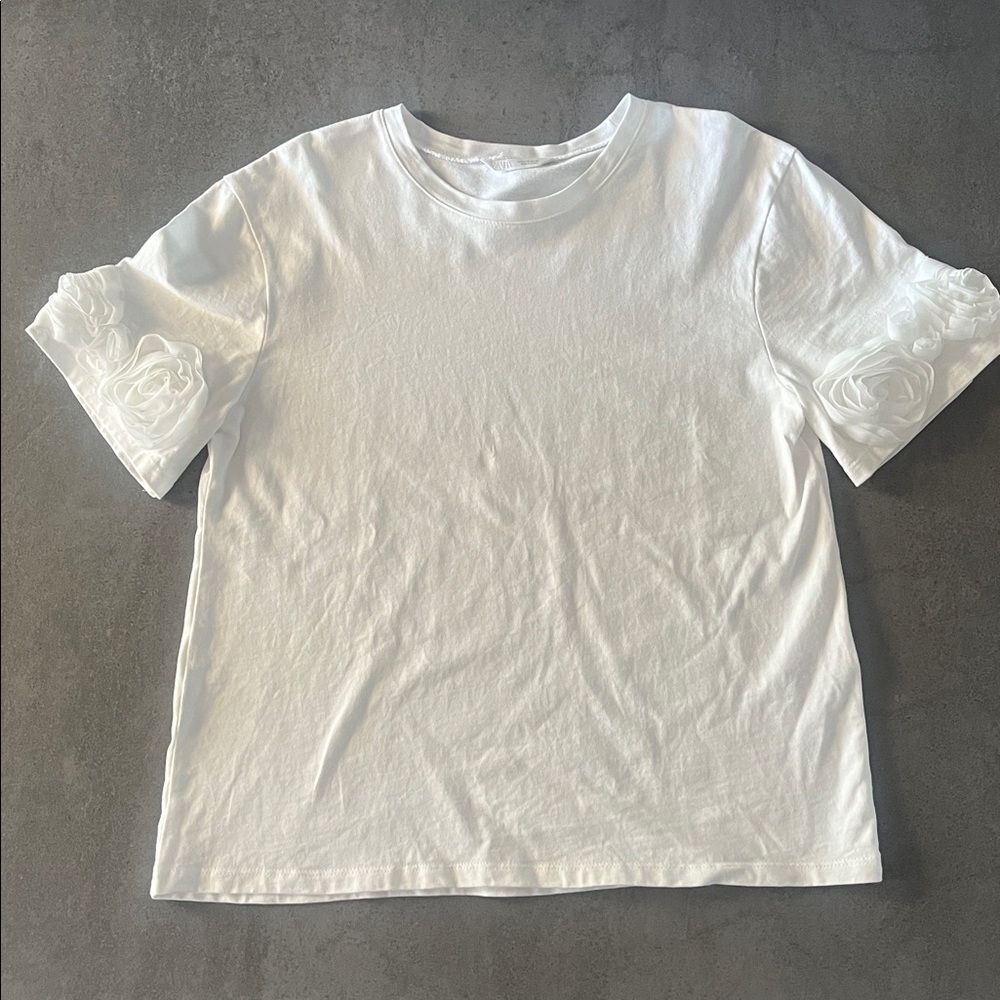 Zara Voluminous Flower T-Shirt